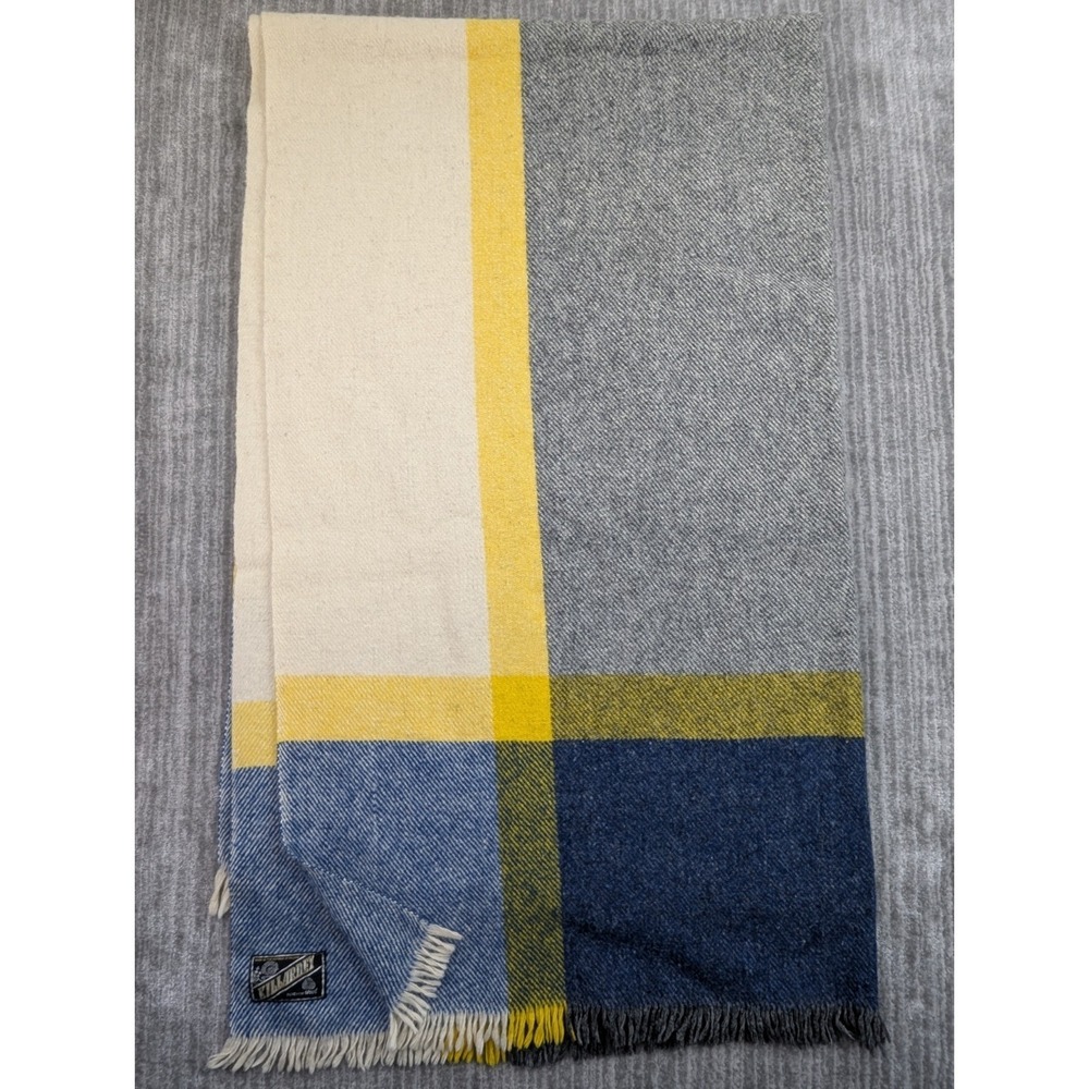 Killarney Blanket Woolen Mills 100% Wool Check 73"x 45" Throw Made in Ireland
